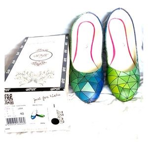 Goby flats - Blue and green geometric print